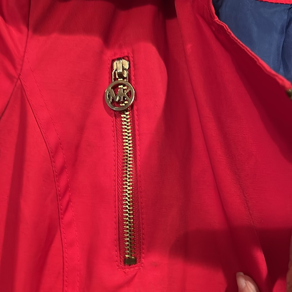Michael Kors Small - Stylish Red Women's Jacket, Zip Front w/Detachable Hood. - Picture 5 of 11